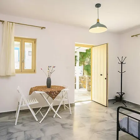 Maria - Pigeons Blue & Gold Holiday home Naousa (Paros)